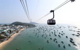 HON THOM CABLE CAR SENSATIONS FOR JUST VND200,000 ON THE LUNAR NEW YEAR OF THE EARTH PIG 2019