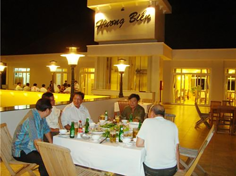 Nhà hàng Hương Biển