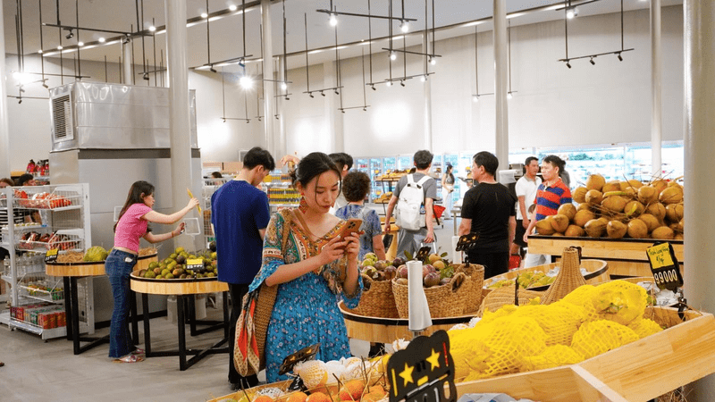 Siêu thị Vietnam Fruits & More mang đến nhiều loại nông sản địa phương với chất lượng đạt chuẩn, giá cả hợp lý